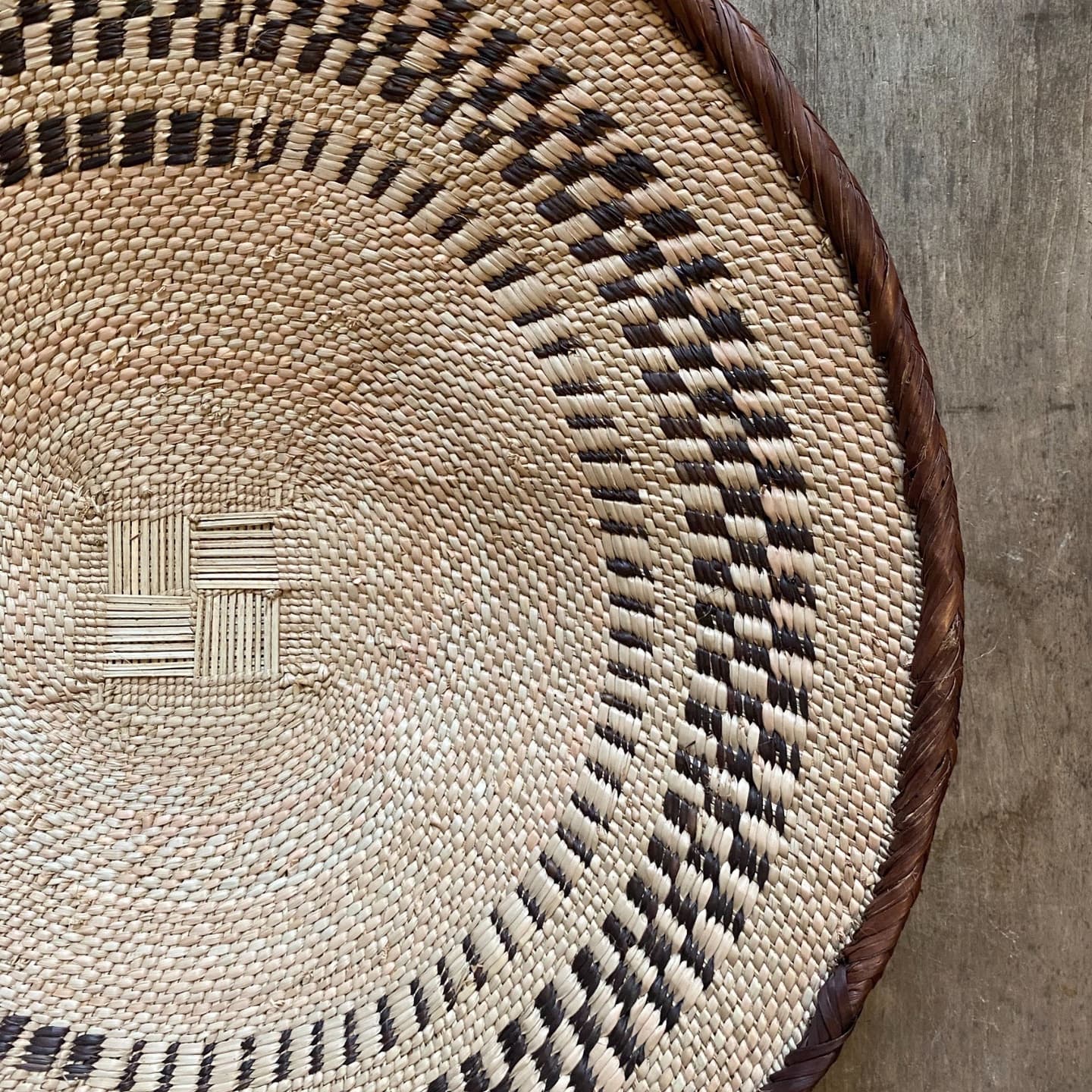 アフリカンバスケット