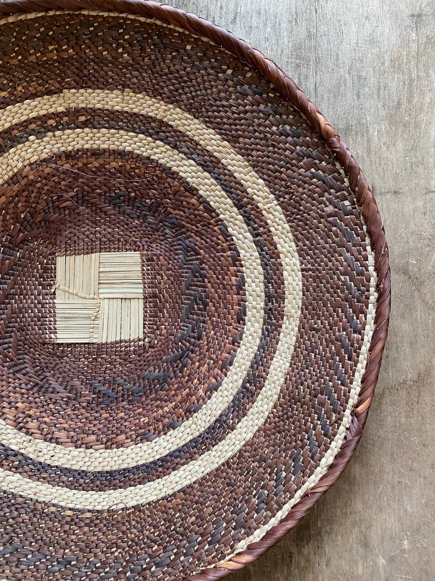 アフリカンバスケット