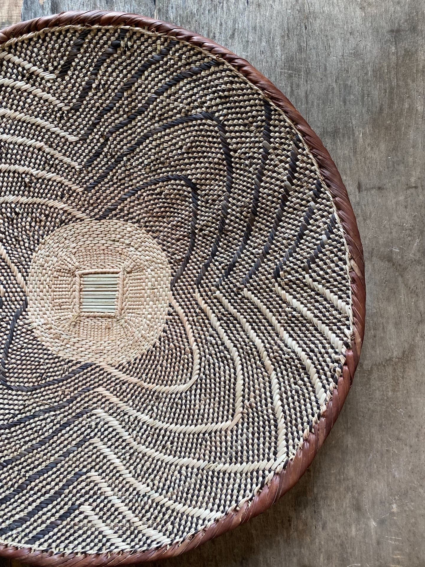 アフリカンバスケット