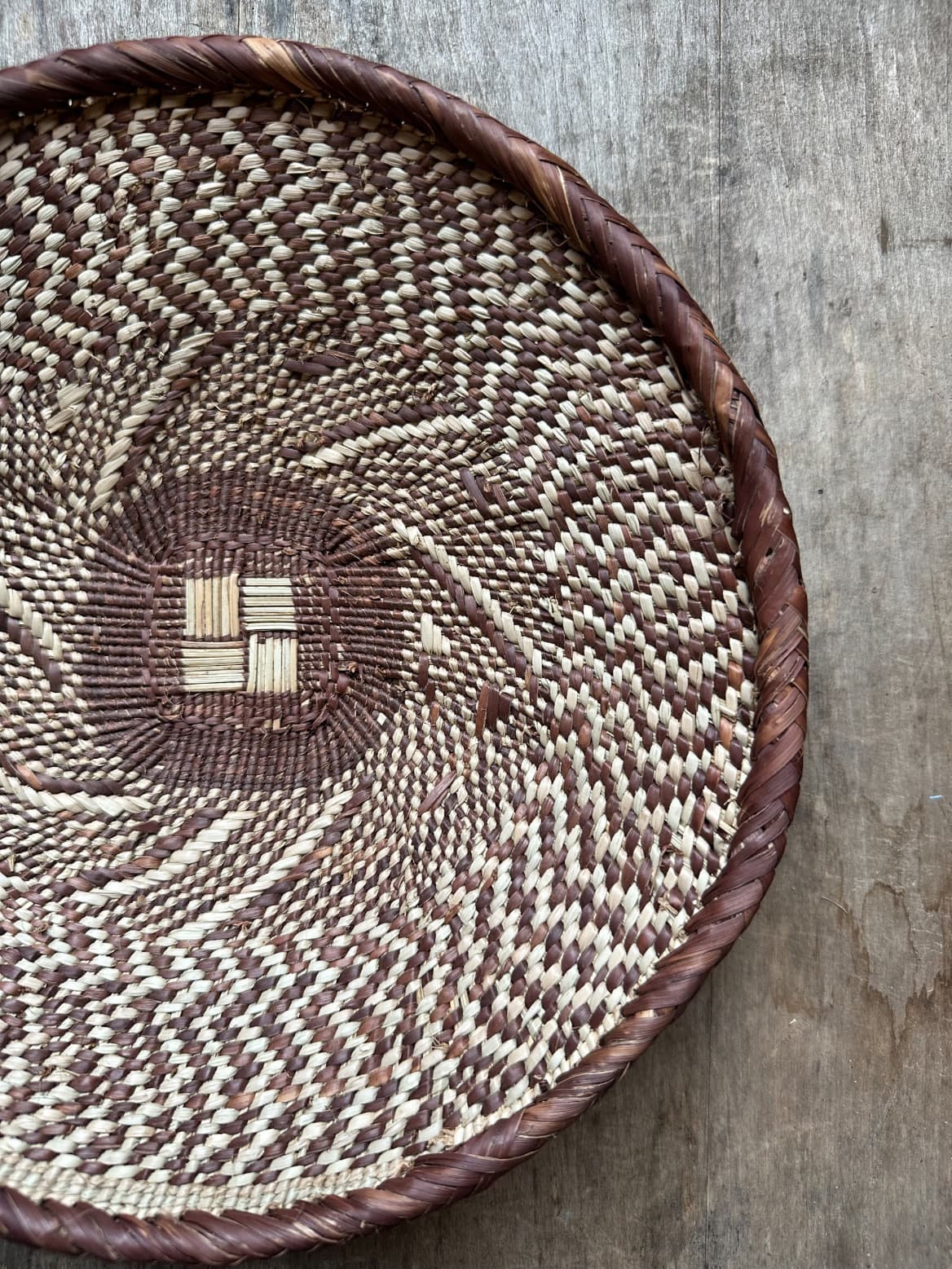 アフリカンバスケット