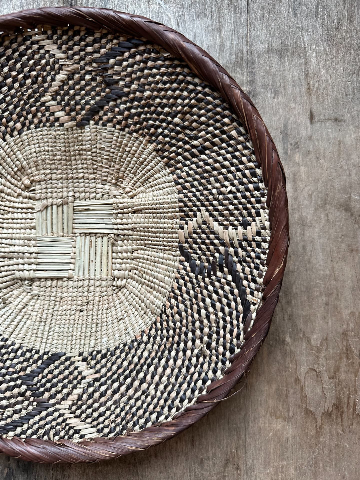 アフリカンバスケット