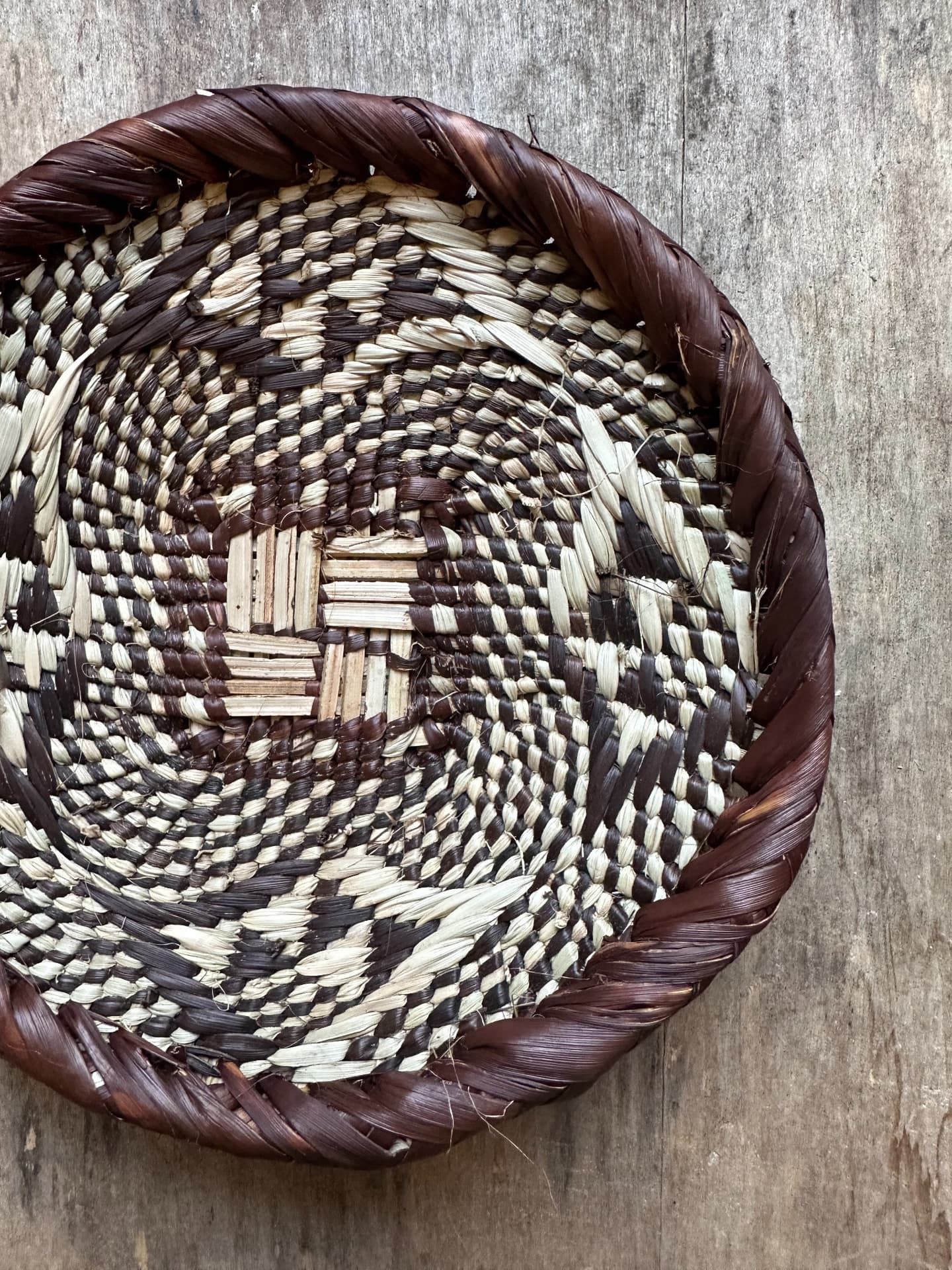 アフリカンバスケット