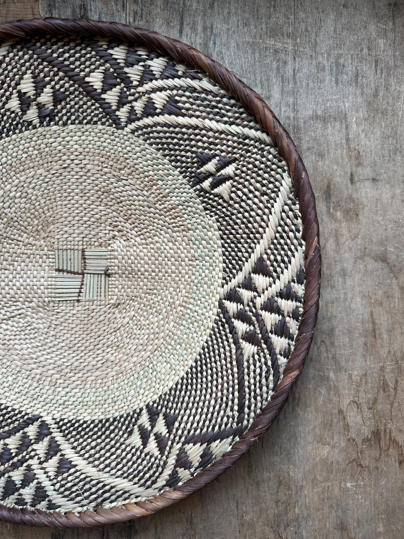 アフリカンバスケット