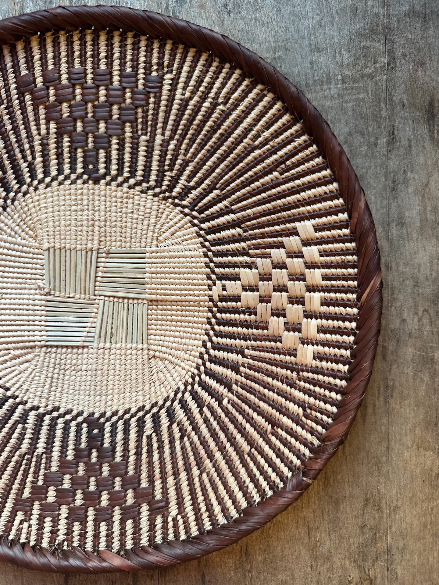 アフリカンバスケット