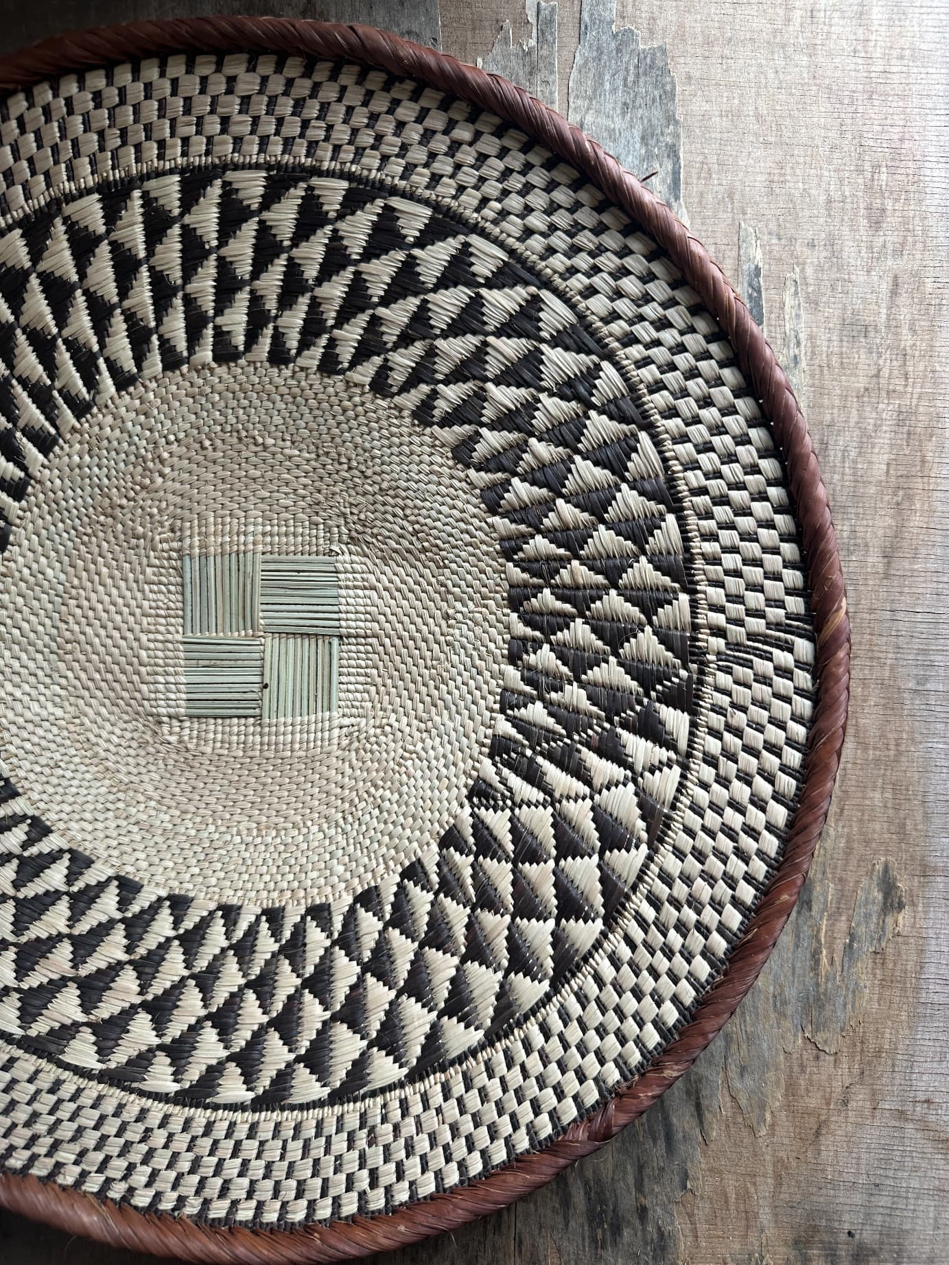 アフリカンバスケット