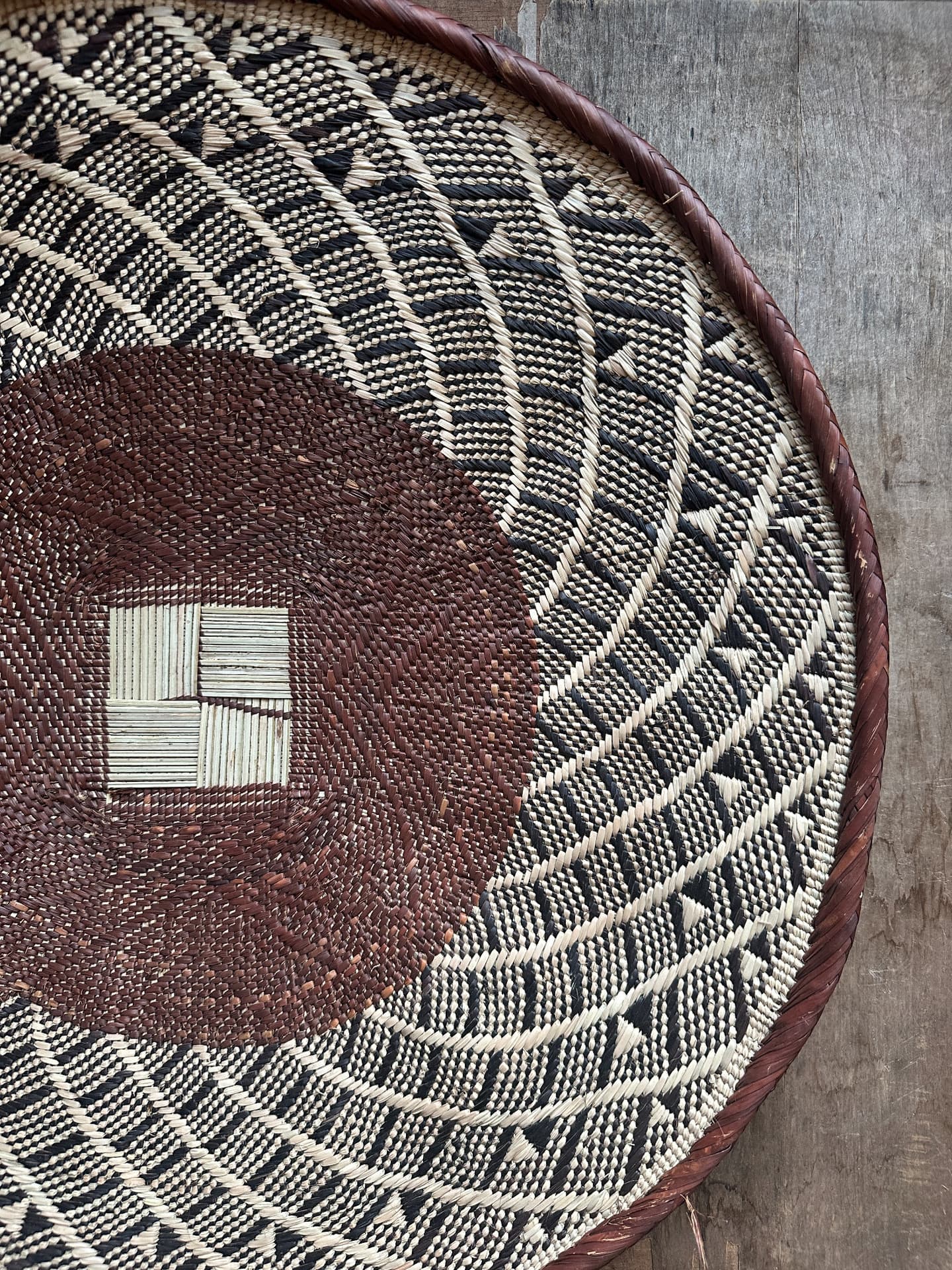 アフリカンバスケット