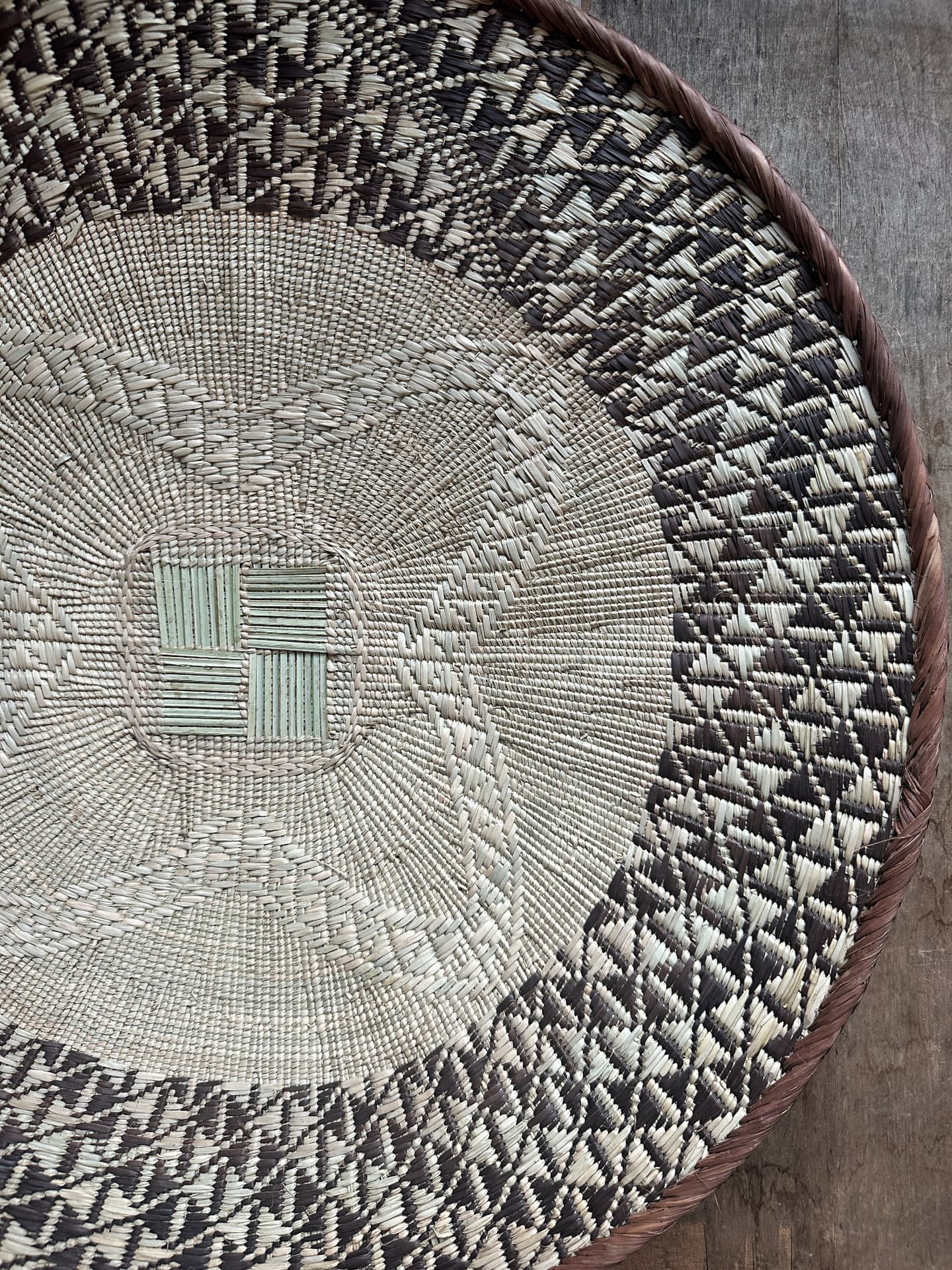 アフリカンバスケット