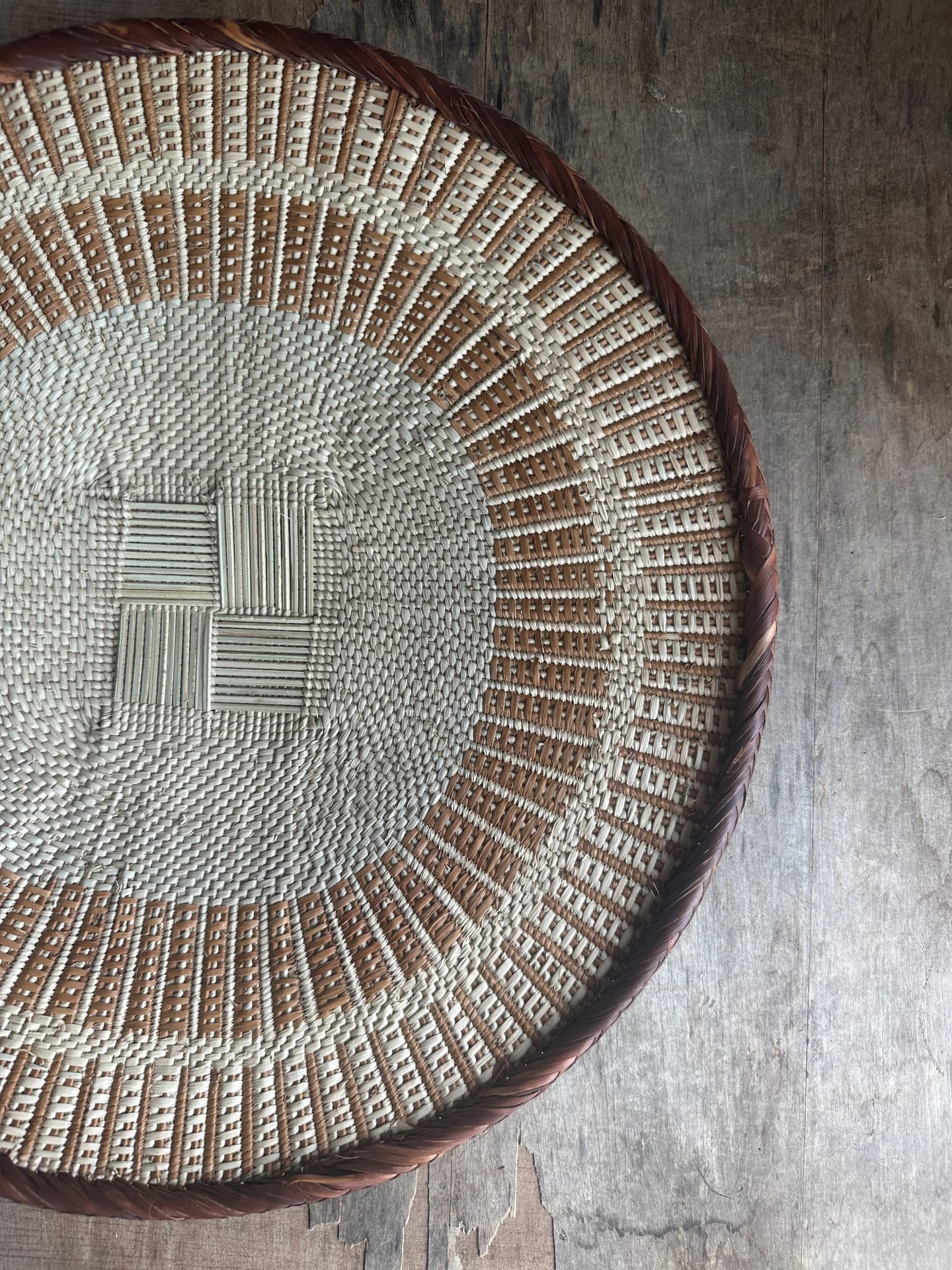 アフリカンバスケット