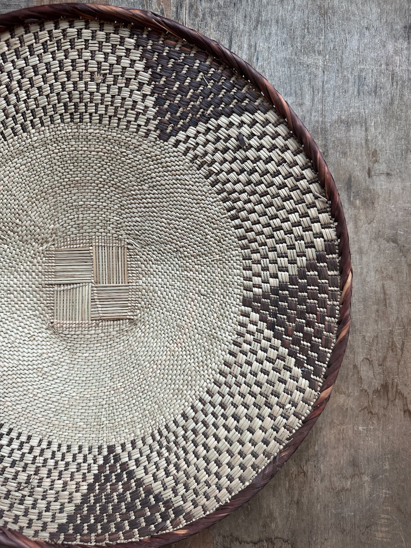 アフリカンバスケット